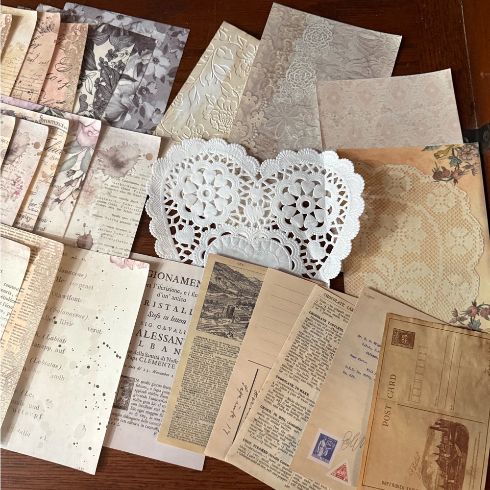 200 Piece Vintage-Inspired Paper Ephemera Set Junk Journal Scrapbook